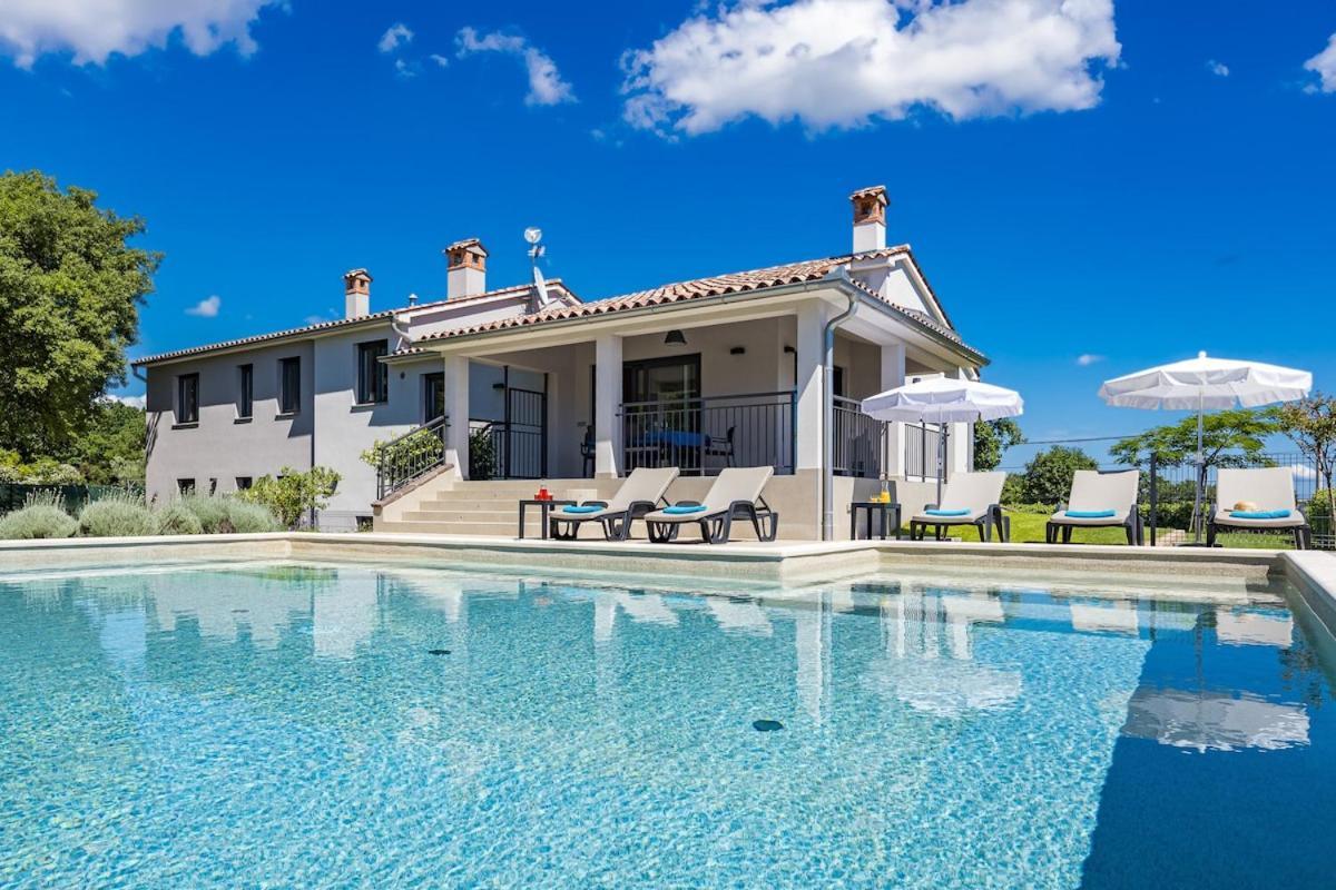 Villa Monte Uliveto By Istrialux Pula