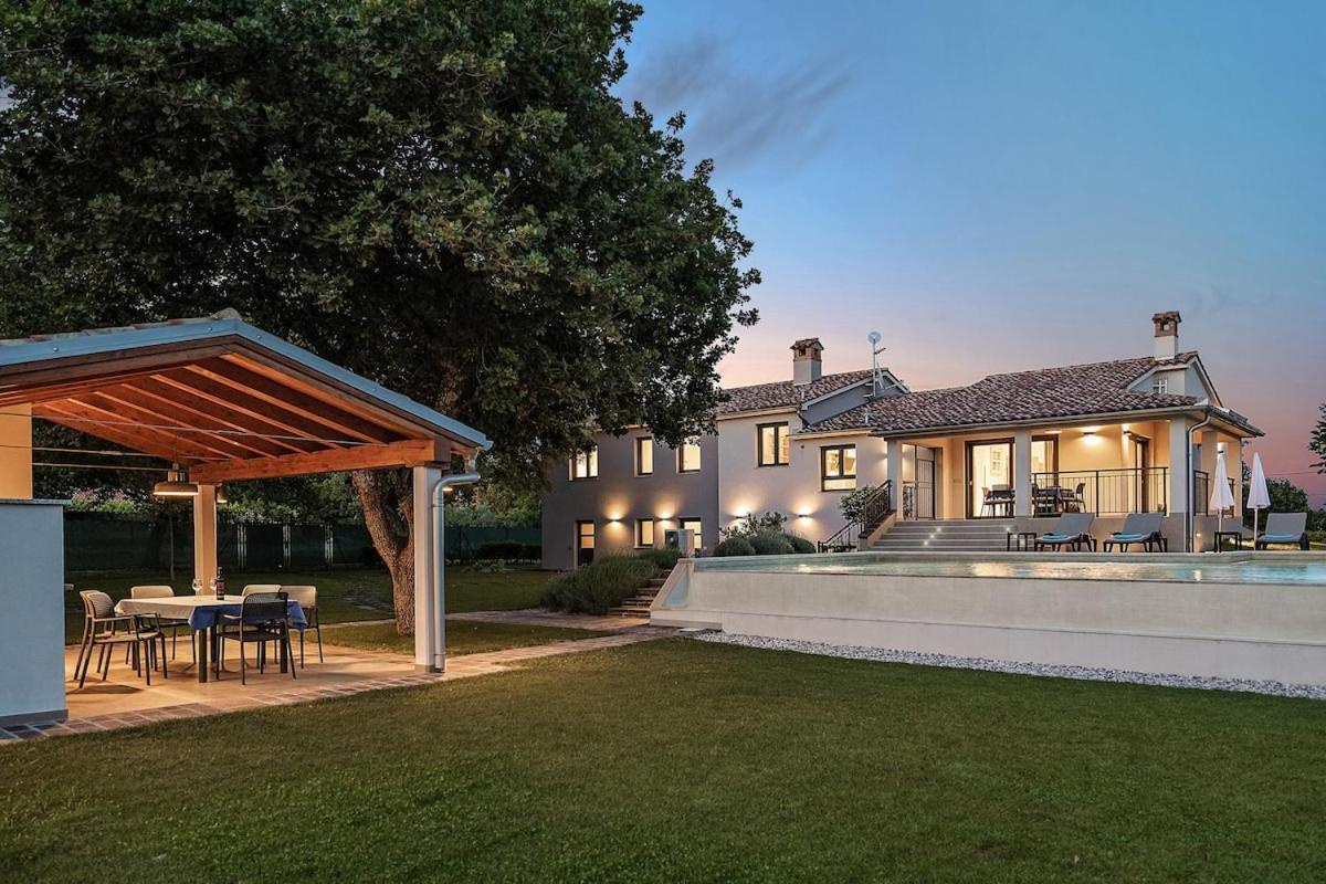 Villa Monte Uliveto By Istrialux Pula