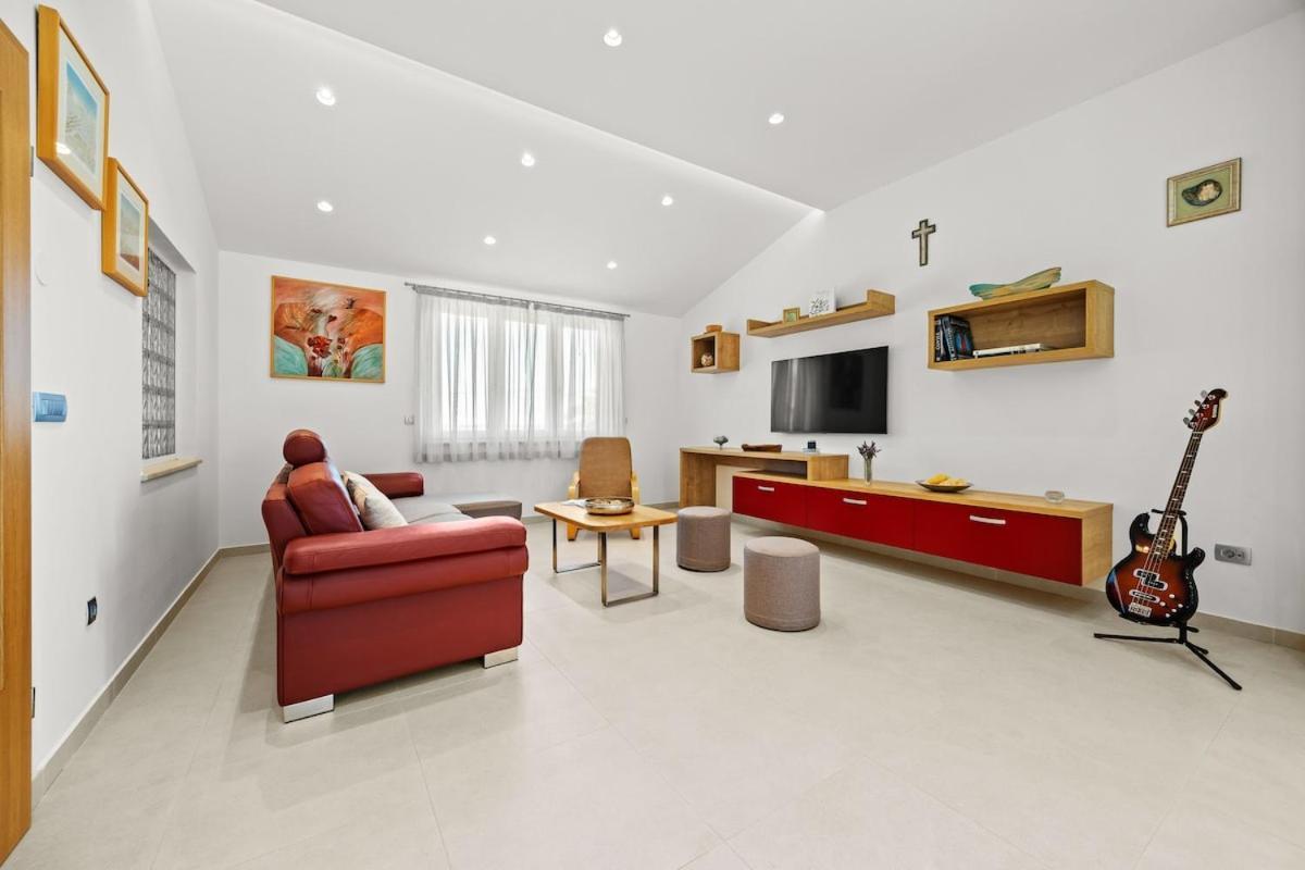 Villa Monte Uliveto By Istrialux *